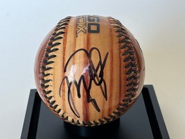 Michael Jordan Autographed White Sox Baseball w/ COA and Case - £766.69 GBP