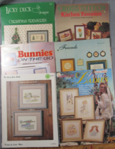 Cross Stitch leaflets Lot of 15 pattern booklets holiday kitchen Bunnies... - $13.83