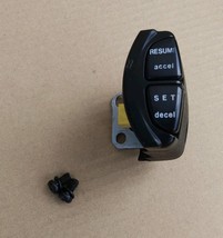 1997-2001 HONDA CRV STEERING WHEEL CRUISE CONTROL SWITCH BUTTON SCREWS O... - $28.42