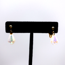 White Opalescent Teardrop Dangle Earrings Clip On Gold Tone 3/4&quot; Long Fashion - £3.98 GBP