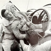 Aircrewman Wounded Rabaul USS Saratoga 1945 WW2 Photo Print Military DWHH9 - $39.99