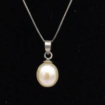 EGG-SHAPE PEARL pendant necklace - vtg 16&quot; sterling silver box chain 925 Italy - £19.54 GBP
