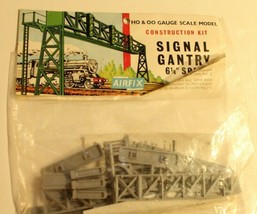 Ho &amp; OO Signal Gantry Construction Scale  Model Train Accessories New Ol... - $22.76
