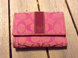 Authentic Coach signature wallet pink - £29.99 GBP