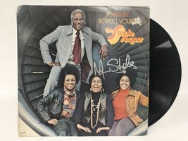 Mavis Staples Signed Autographed &quot;Respect Yourself&quot; Record Album - £31.96 GBP