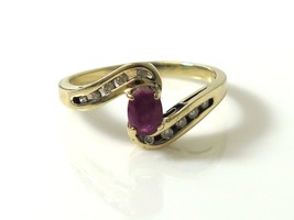 10k Yellow Gold Diamond And Ruby Women&#39;s Ring - £161.58 GBP