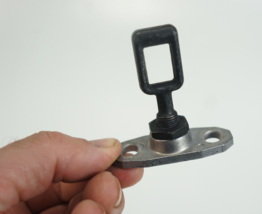 2003-2006 porsche cayenne rear lower hatch window glass lock latch 7L584... - €17,17 EUR