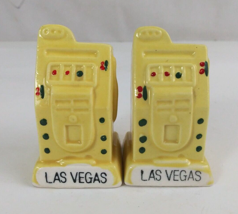 Vintage 1961 Souvenir Las Vegas Slot Machines 3&quot; Salt &amp; Pepper Shakers - $15.83