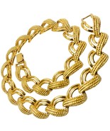 NAPIER Patented Vintage Gold Tone Chunky Link Necklace 16.5” - $41.00 CAD
