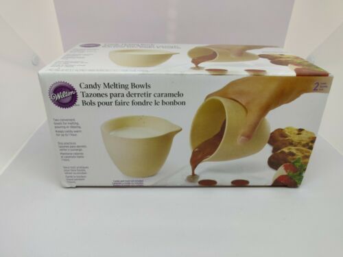 Wilton 2 Count Convenient Candy Melting Bowls For Melting Pouring & Dipping - £18.55 GBP