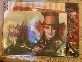 Disney&#39;s Alice in Wonderland The Mad Hatter &amp; The Red Queen Letter Set - £22.29 GBP
