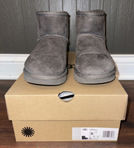 Ugg Women&#39;s Classic Mini Ii 1016222 Grey Suede Sheepskin Boots Size 5 - £42.64 GBP