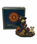 Boyds Bears figurine &quot;Sabrina &amp; Boo Purrfect Treats&quot; Style #81010 Halloween - $751.24 MXN