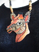 Large Lacquer Giraffe Head Shell Inlay Necklace Ebony Marbleized Wood Beads VTG - £26.47 GBP