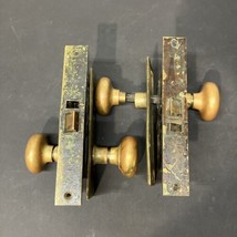 2 Vintage Brass Door Knobs W/ 2-1/4 x 7-1/8&quot; Faceplate Skeleton Key hole no Keys - £140.12 GBP