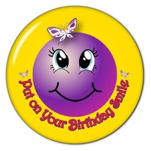 12 PUT ON YOUR BIRTHDAY SMILEY FACE - RED HAT PURSE MIRROR W/ ORGANZA BA... - £35.26 GBP