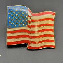 Vintage AMERICAN FLAG LAPEL PIN RED WHITE and BLUE (#7) - £3.95 GBP