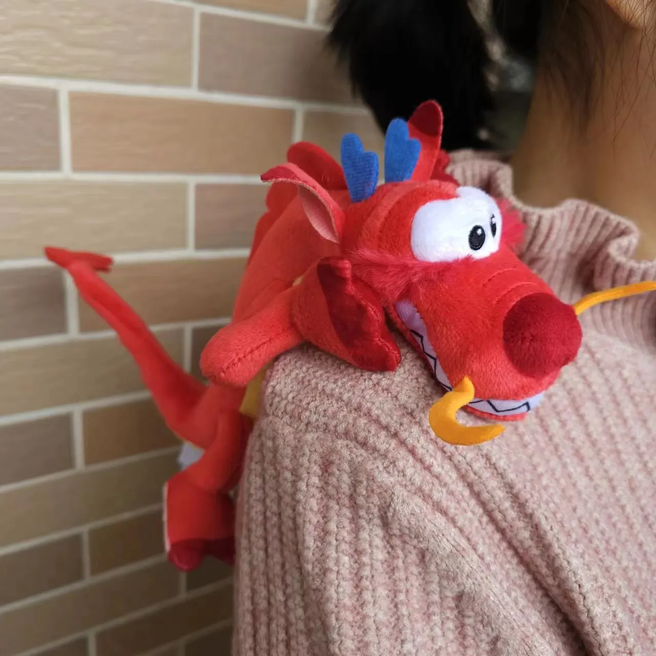 Disney Mulan Mushu Dragon Doll Shoulder Magnetic Pal Plush Toy - £36.84 GBP