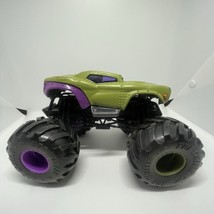 Hot Wheels Monster Jam Trucks The Incredible Hulk Marvel 1/24 Scale Diecast - $12.59
