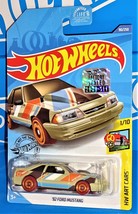 Hot Wheels 2020 Factory Set HW Art Cars #90 &#39;92 Ford Mustang Beige w/ AEROs - £3.11 GBP