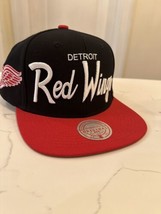 Detroit Red Wings SnapBack Cap Adult  - £19.78 GBP