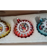 Vintage hand painted glass indent 3 large round glitter  Christmas tree ... - $735.04 MXN