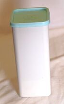 Tupperware Cheese Cracker Keeper 1827-5 3 Piece - $12.86