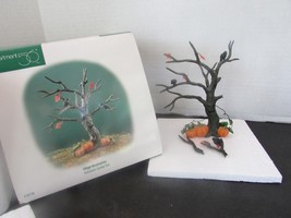 Dept 56 52770 Halloween Spooky Tree Damaged needs repair Village Accesso... - $176.54 MXN