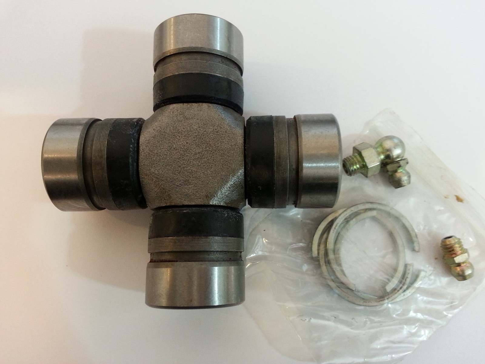 Sierra OEM Part # 18-2104 HEAVY DUTY U-JOINT  (HD) - $24.95