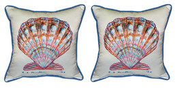 Pair of Betsy Drake Scallop Shell Large Pillows 18 Inch x 18 Inch - £70.08 GBP