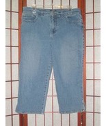 Sonoma Lifestyle women&#39;s denim capri jeans size 14 - $3.00