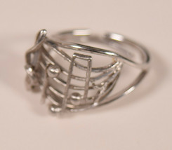 Vintage Beau Sterling Silver Ring Expandable Size 6 Music Notes Treble Clef - £43.80 GBP