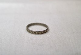 Vintage Art Deco 10K White Gold Kiddy Kraft Eternity Etched Band Ring K321 - £68.50 GBP