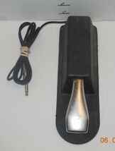 Yamaha Foot Pedal Sustain Piano Style Electronic Keyboard - $49.45