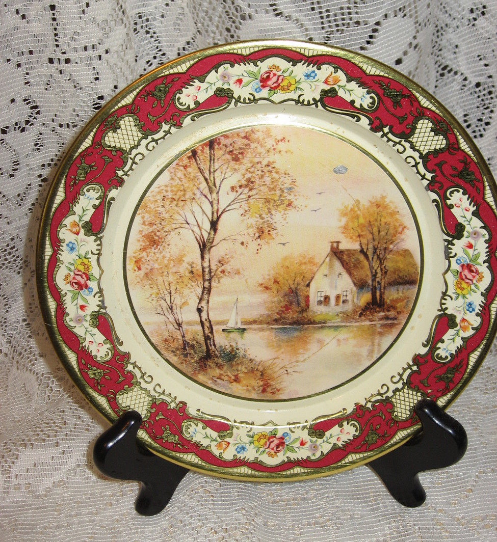 Daher Decorated Metal Picture Plate-Cottage-England- 1950's - £7.57 GBP