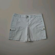 Eddie Bauer Womens 5" Inseam  Cargo Pocket Shorts Beige Size 16 Plus - $16.82