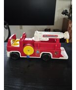 Vintage Fisher Price Fire Engine Truck Plastic 1993 Wind Up Siren Little... - $11.28 CAD