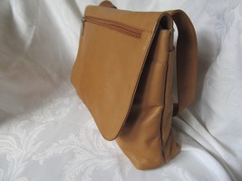 Soft Kenneth Cole Natural Leather Handbag - £29.77 GBP