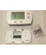 TH5220D1029 Honeywell Thermostat , pre-owned - $65.00