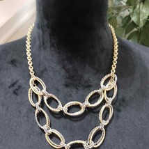 Womens Gold Tone White Textured Oval link Chain Layered Necklace Lobster Clasp - £22.37 GBP