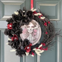 Day of the dead wreath, day of the dead decor, halloween wreath Grapevine - $69.29