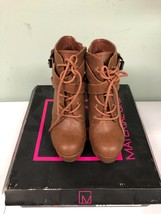 Material Girl Women&#39;s Lace Up Faux Leather Bootie Heel Cognac Brown Size 6M - $249.77 MXN