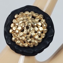 Vintage BOHO Grunge STATEMENT Ring Adjustable Stretchy Gold Tone &amp; Black - $114.79 MXN