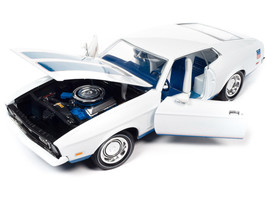 1972 Ford Mustang Sprint White w Blue Stripes Class of 1972 American Muscle Seri - £81.42 GBP