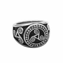 Triskelion Signet Ring Mens Womens Stainless Steel Triskele Band Sizes 7-14 - £15.41 GBP