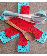 Pioneer Woman 4-Pc. Set ~ Acacia Wood Spoon ~ Nylon Spoon ~ 2 Felt Prote... - $20.37 CAD