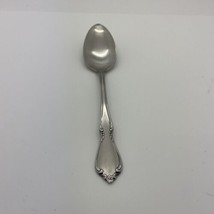 OneidaCraft Deluxe Stainless Steel Chateau Pattern Replacement Teaspoon - £3.11 GBP