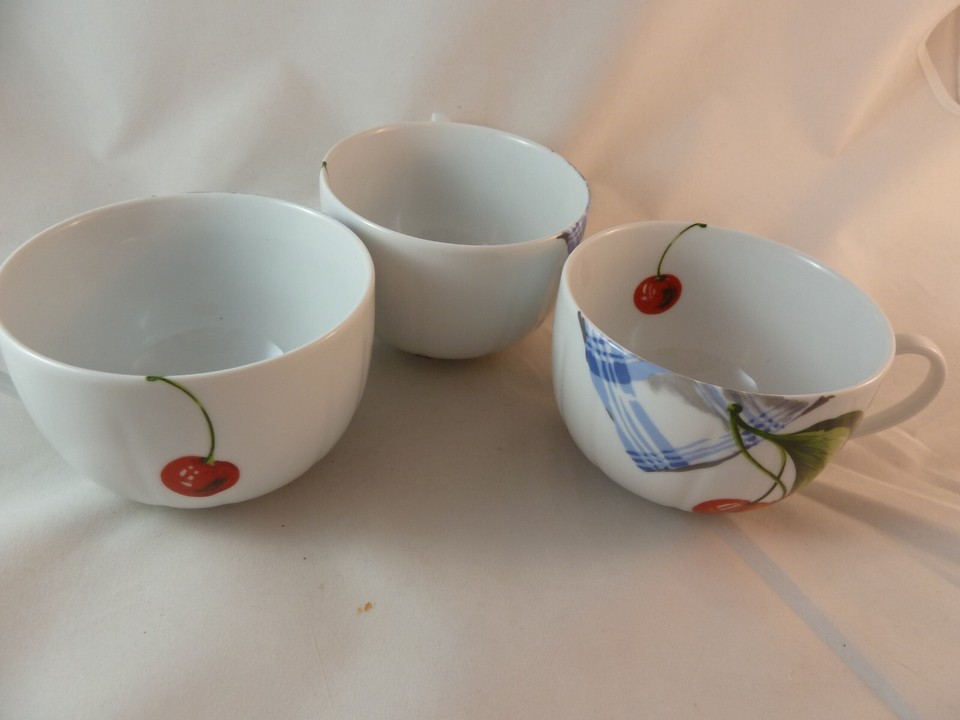 3  Large Cups PORCELAINE JACQUES COEUR LES CERISES 4&quot; W X 3&quot; Tall - $22.86