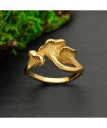 Bronze Chanterelle Mushroom Ring - $557.06 MXN