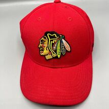 Chicago Blackhawks NHL Hat Reebok Strap back Cap Red Men - $18.05 CAD